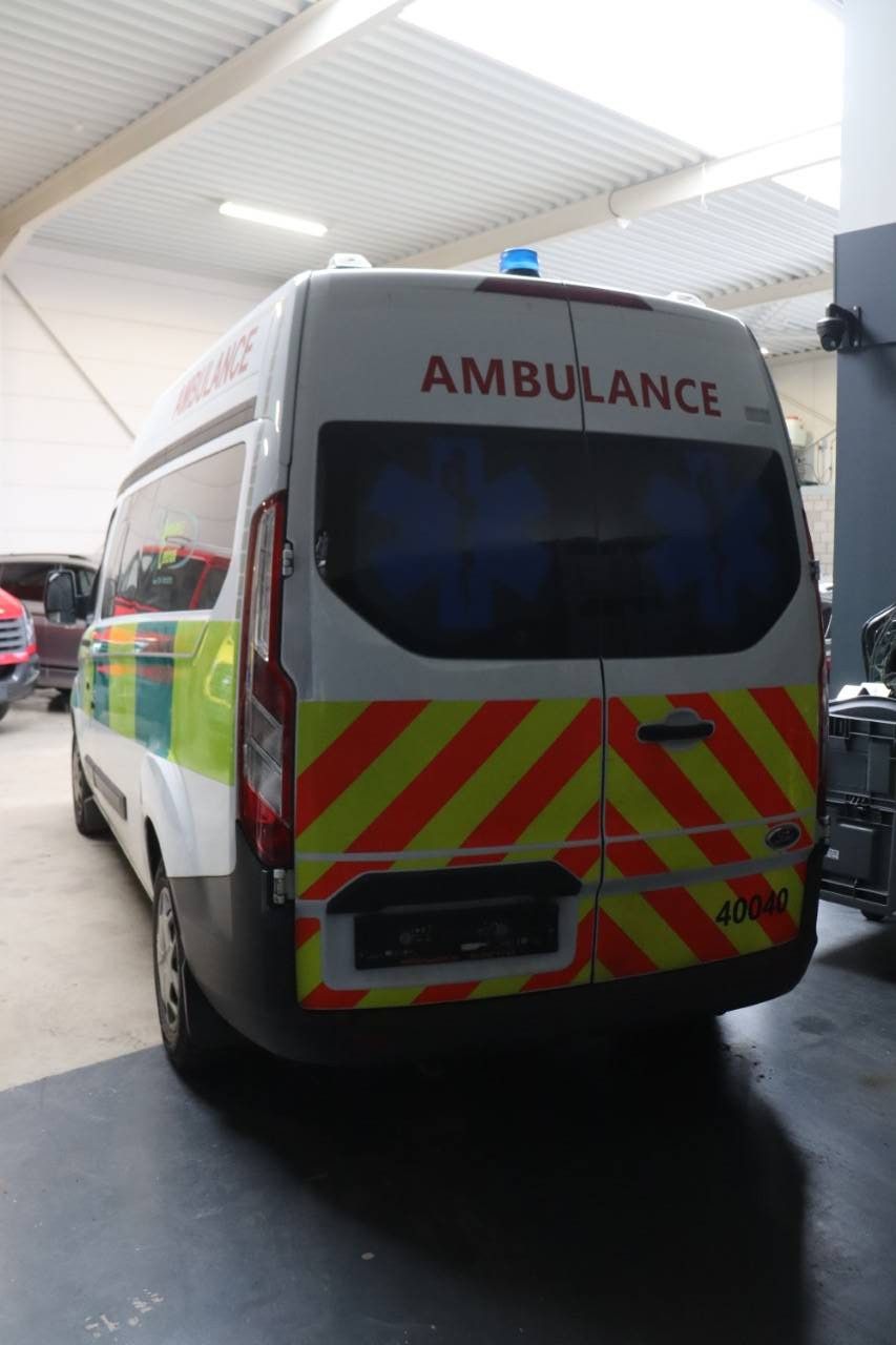 Krankenwagen Ford Transit Diesel 125 PS 2016