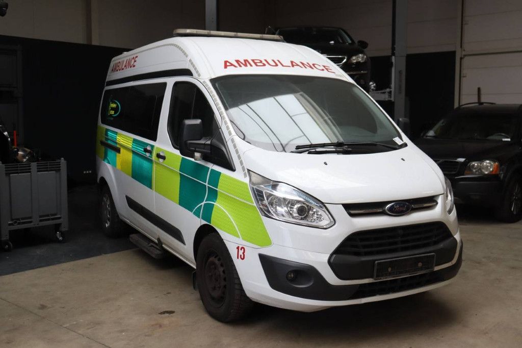 Krankenwagen Ford Transit Diesel 125 PS 2016