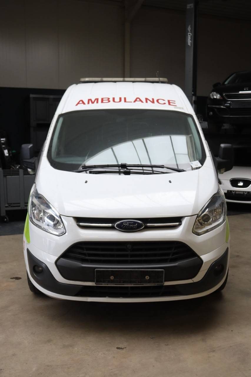 Krankenwagen Ford Transit Diesel 125 PS 2016