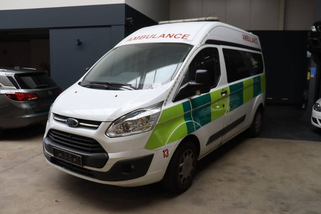 Krankenwagen Ford Transit Diesel 125 PS 2016