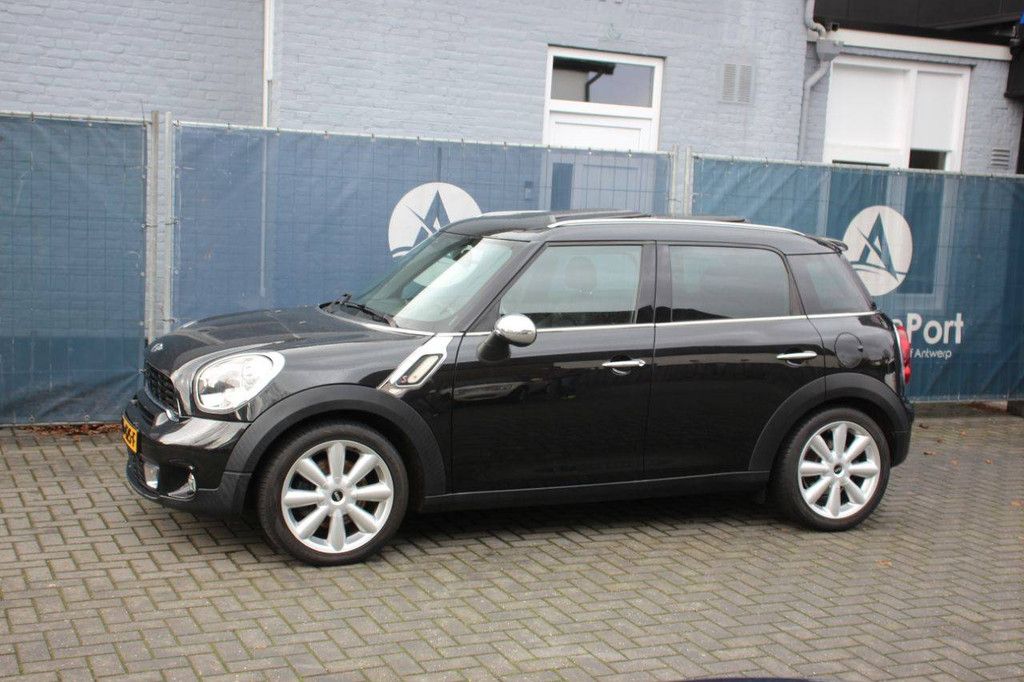 SUV MINI COOPER S COUNTRYMAN Petrol 184hp 2011