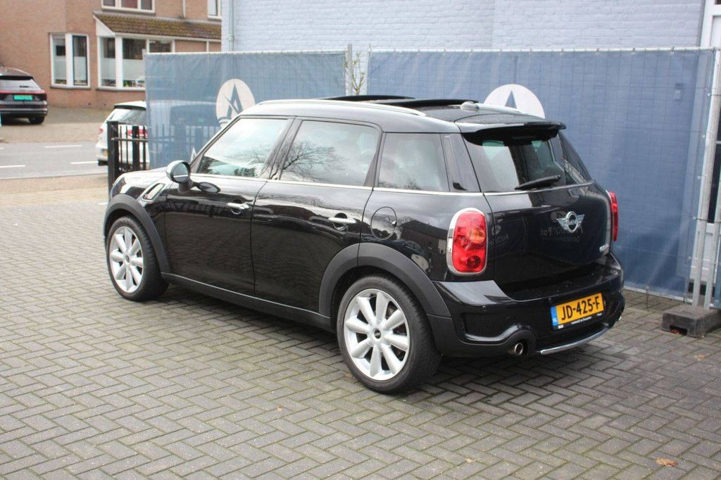 SUV MINI COOPER S COUNTRYMAN Petrol 184hp 2011