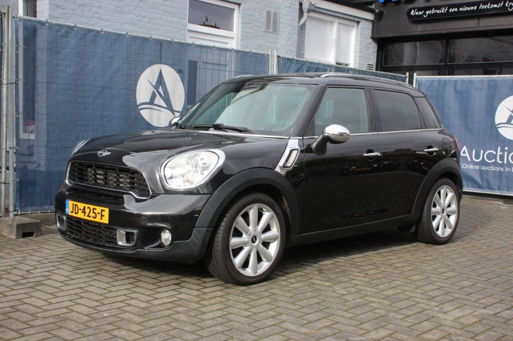 SUV MINI COOPER S COUNTRYMAN Petrol 184hp 2011