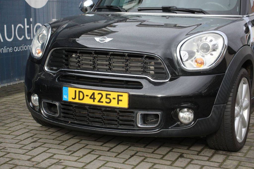 SUV MINI COOPER S COUNTRYMAN Petrol 184hp 2011