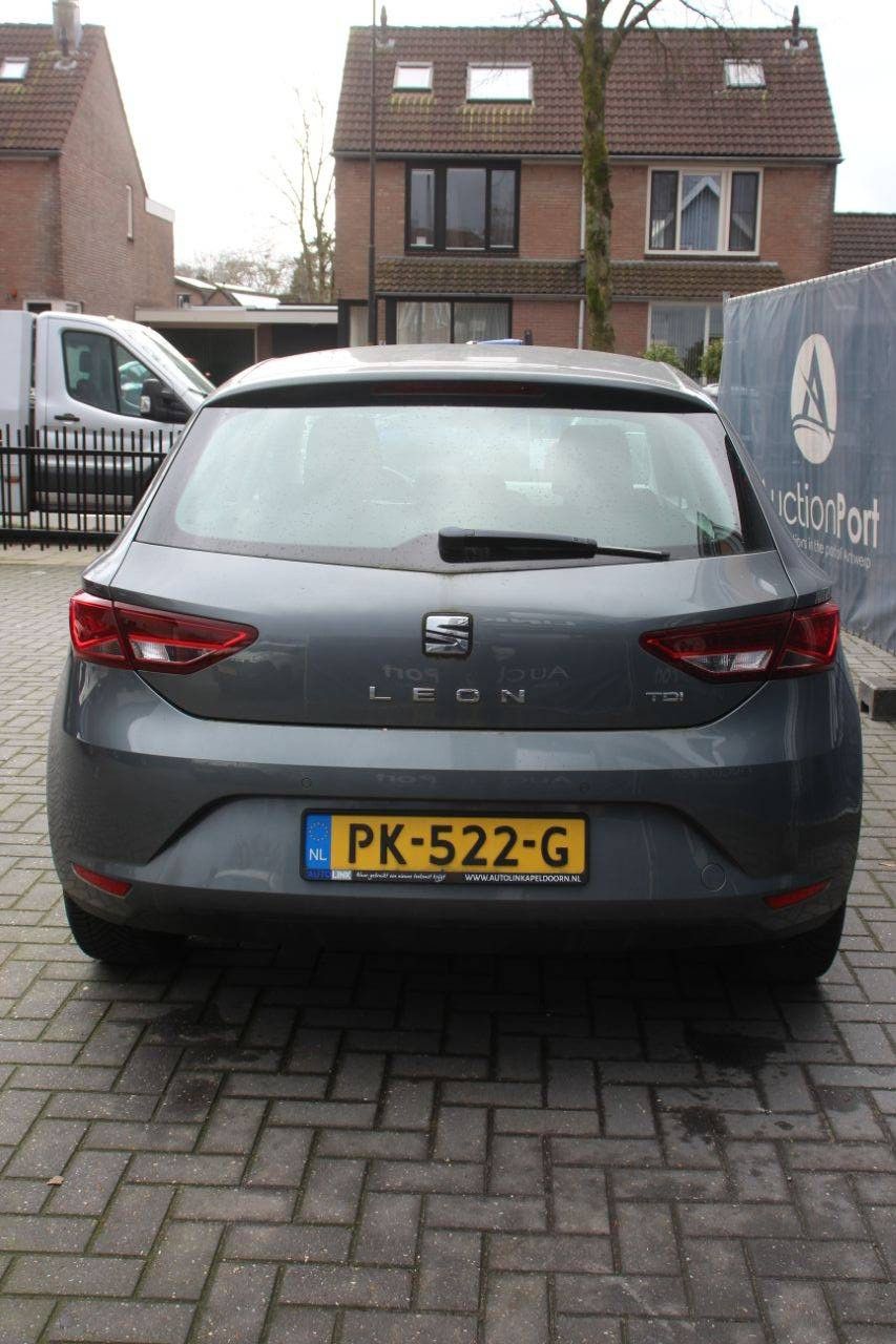 Pkw SEAT Leon Diesel 110 PS 2016