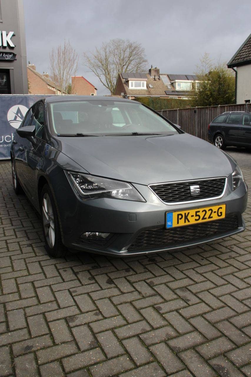 Pkw SEAT Leon Diesel 110 PS 2016