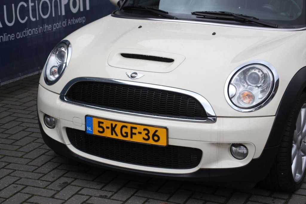 Convertible MINI COOPER S CABRIO Petrol 184hp 2010
