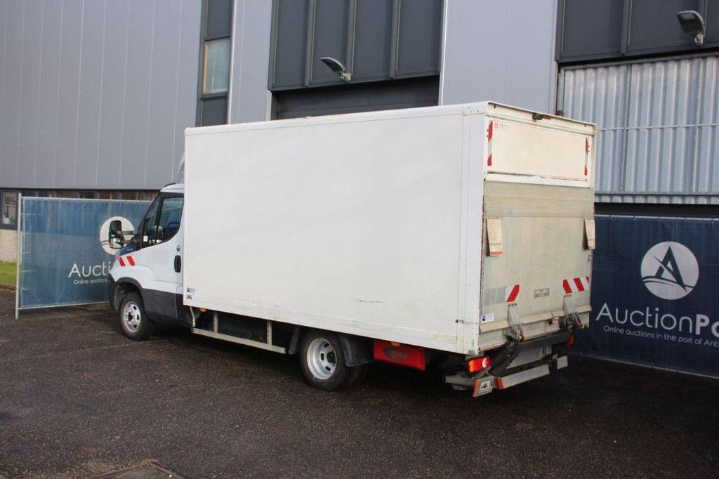Iveco Daily 35C14G Diesel 100kW 2017 Kastenwagen