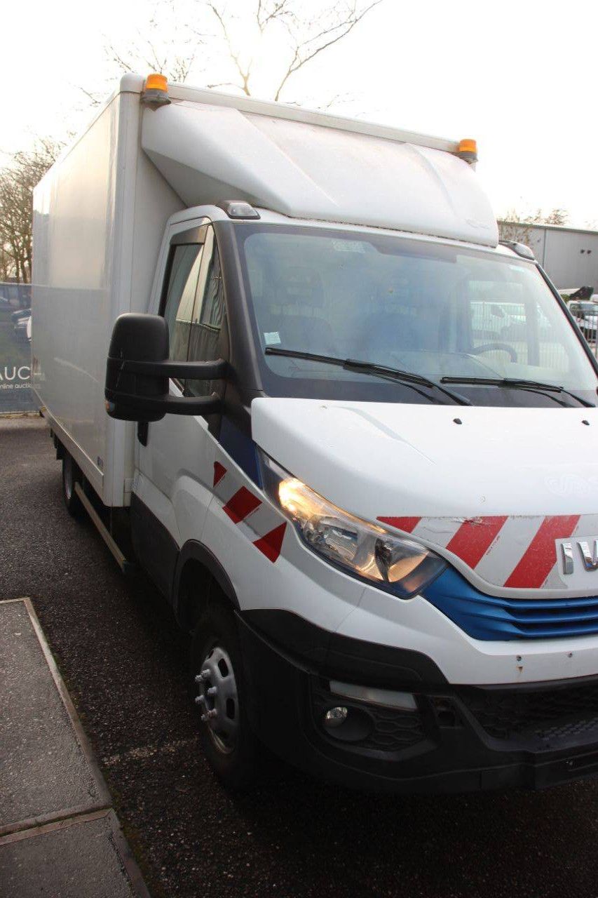 Iveco Daily 35C14G Diesel 100kW 2017 Kastenwagen