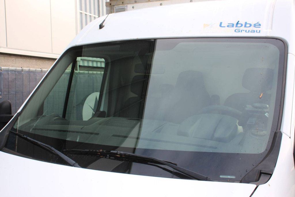 Renault VA EM9T Petrol Van