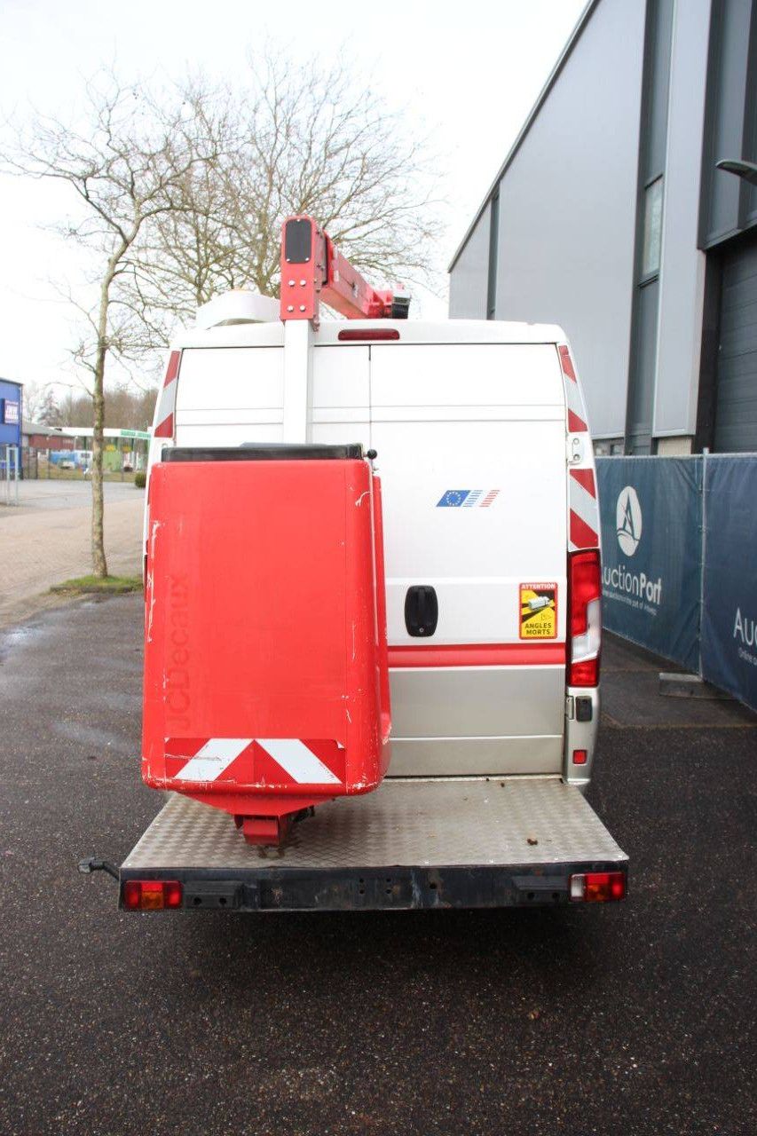 Peugeot Boxer Diesel 61kW LKW-montierte Hubarbeitsbühne