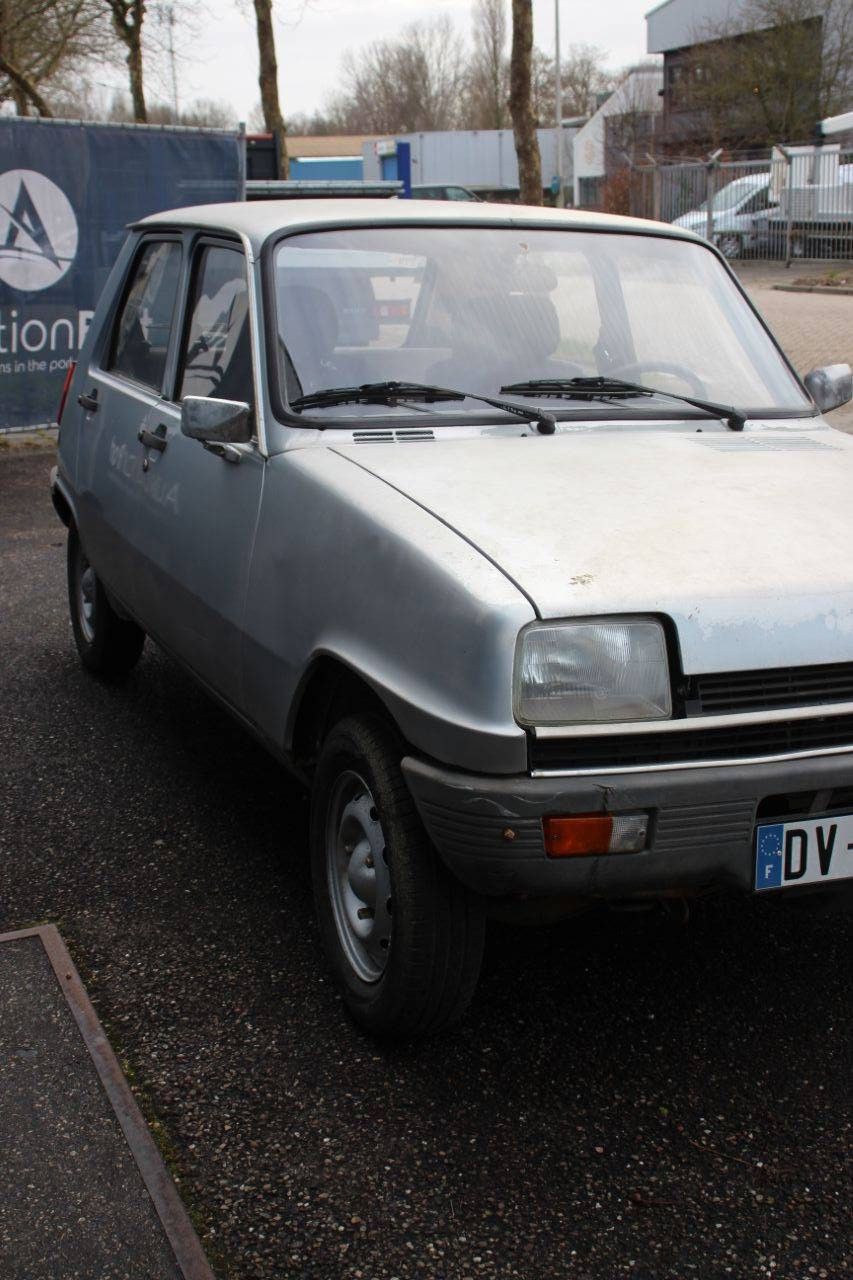 Passenger car Renault 5 Petrol