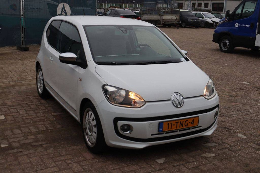 Pkw Volkswagen Up Benzin 60 PS 2012 (Marge)