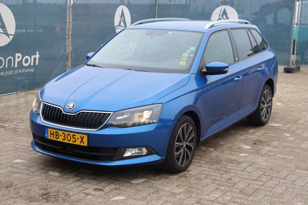 Passenger car Skoda Fabia Petrol 90 hp 2015 (Margin)