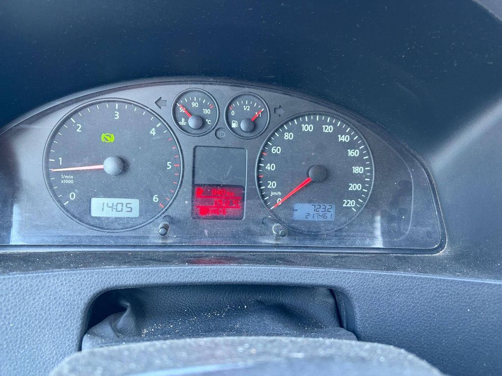 Volkswagen Transporter 2.5 TDI Trendline Diesel 131hp 2008 Van