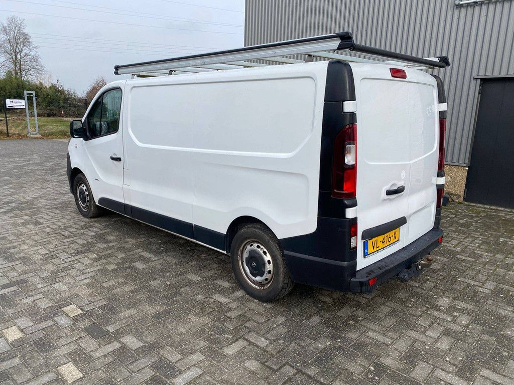 Opel Vivaro-B Diesel 90hp 2015 Van