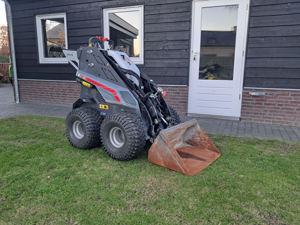 Sherpa Z30 ( Bj 2025 ) Skidster / Giant / Honda / Top machine