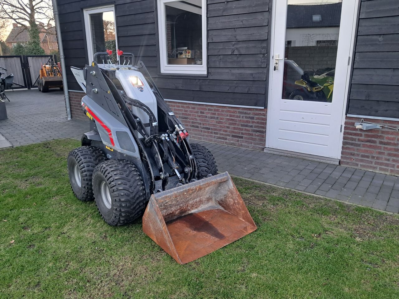 Sherpa Z30 ( Bj 2025 ) Skidster / Giant / Honda / Top machine