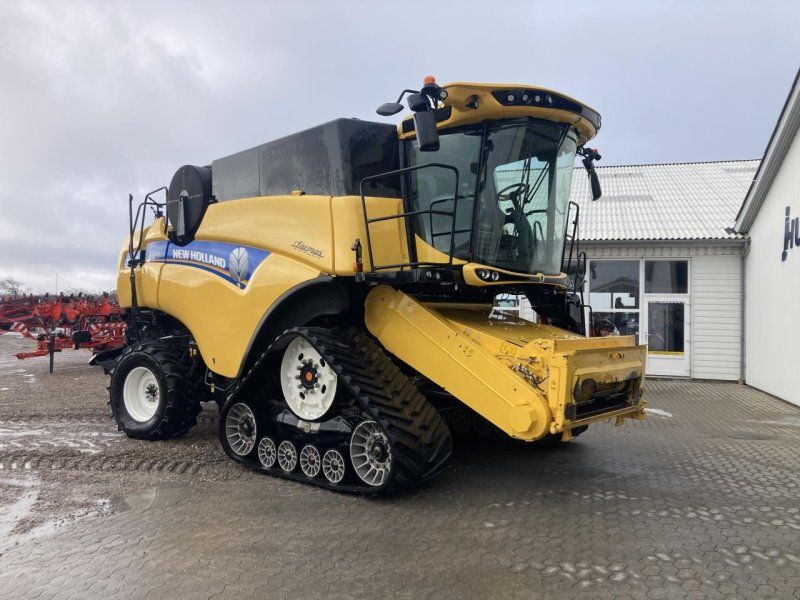 New Holland CX8.90 ST4 TRACKS