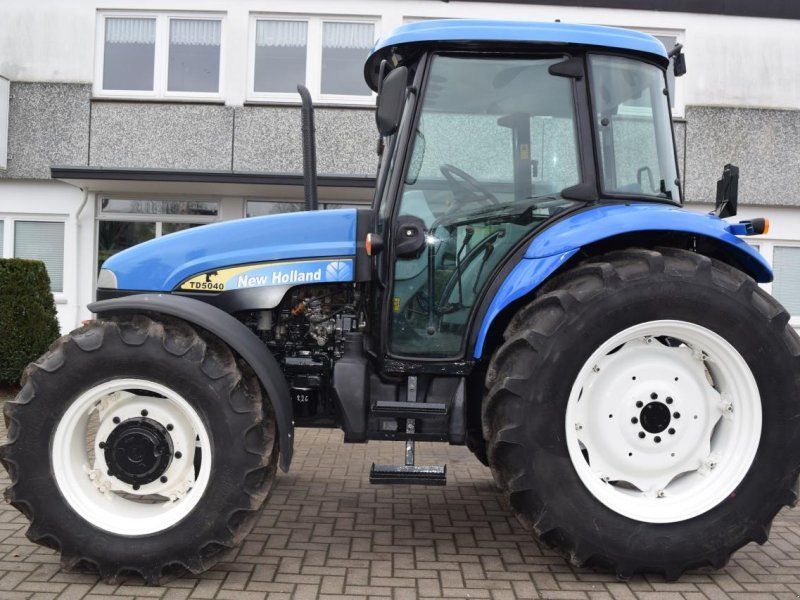 New Holland TD 5040