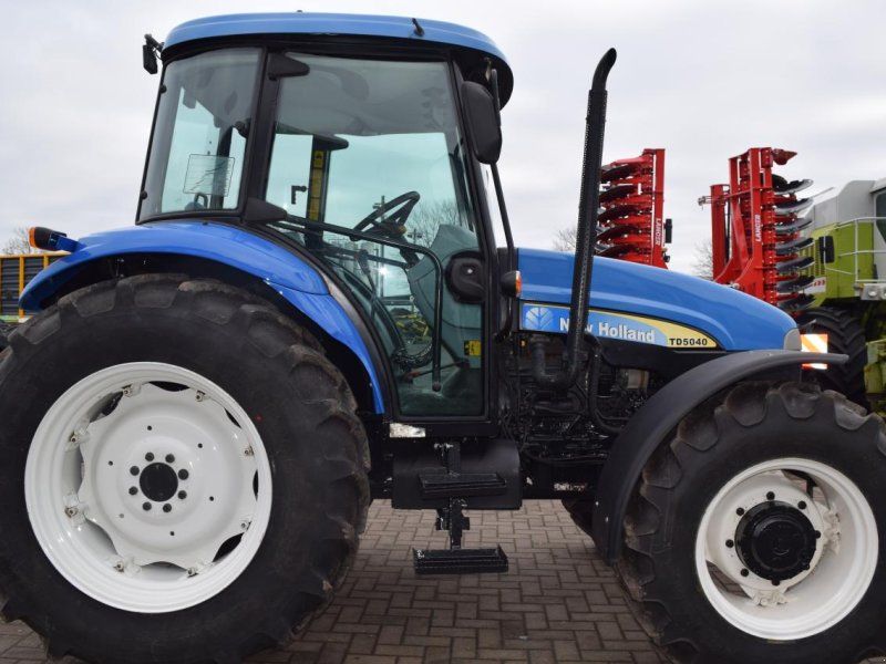New Holland TD 5040