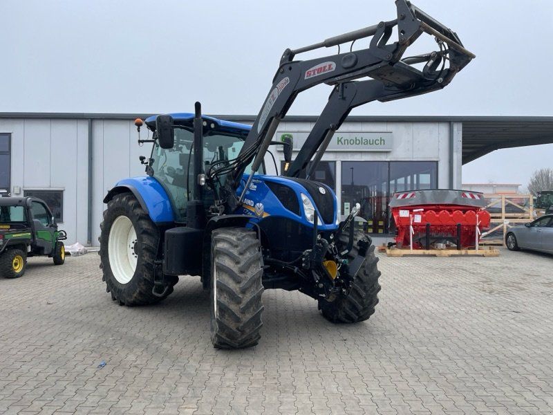 New Holland T7 210