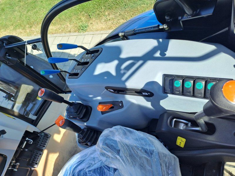 New Holland T4.75S *Aktion*