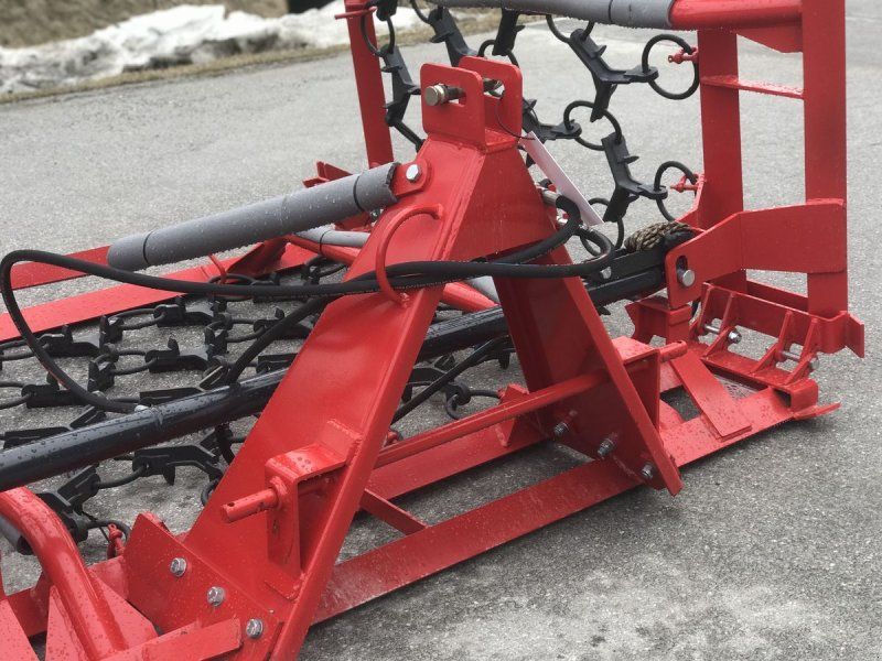 Stekro Wiesenegge 6m, 4-Reihig hydraulisch