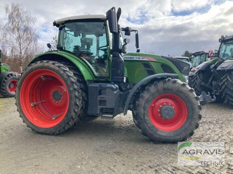 Fendt 718 VARIO S4