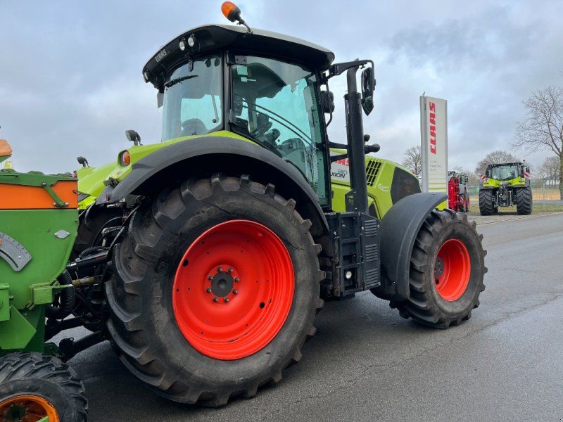 Claas AXION 810 CMATIC, FKH + FZW, nur 4.514 h !