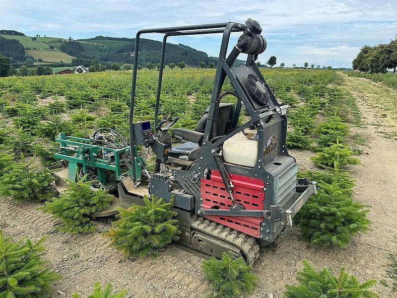 Niko Raupe Mähraupe Geräteträger Mulchraupe Weihnachtsbaumraupe
