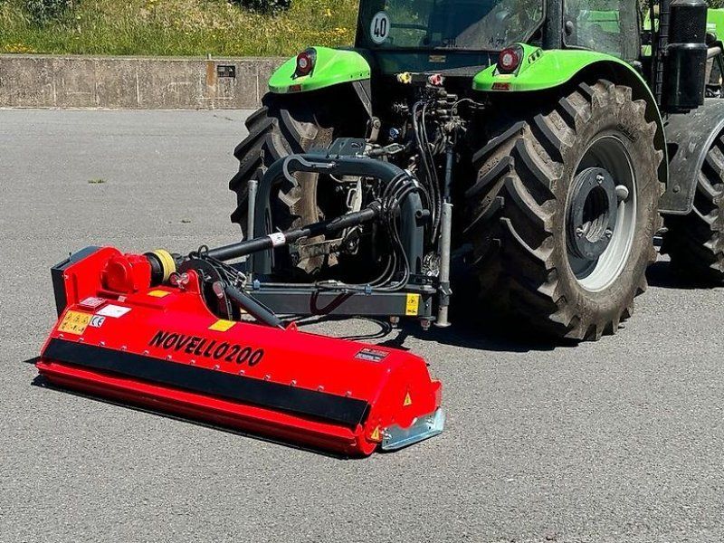 Omarv Seiten Böschungs  Novello 200