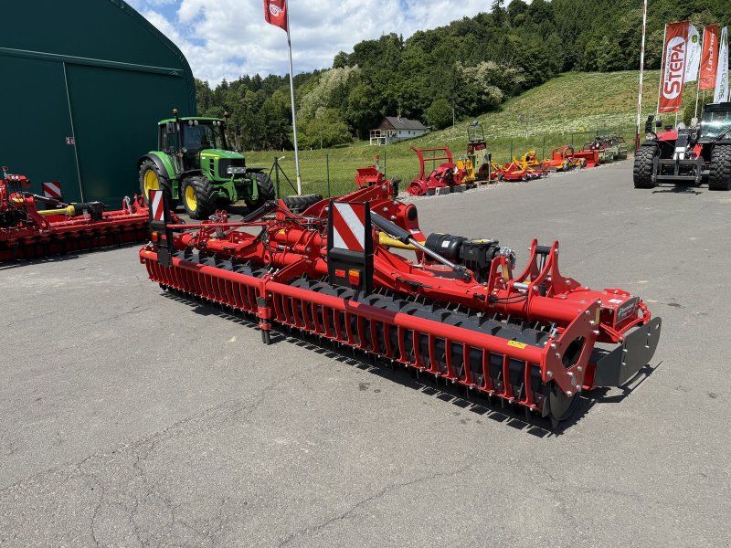 Kverneland Rotago 4050 F