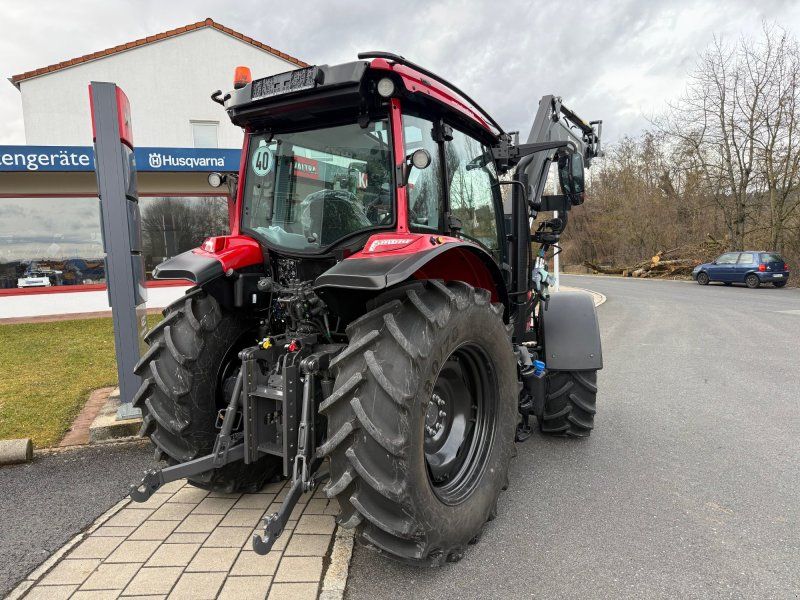 Valtra A105 H4