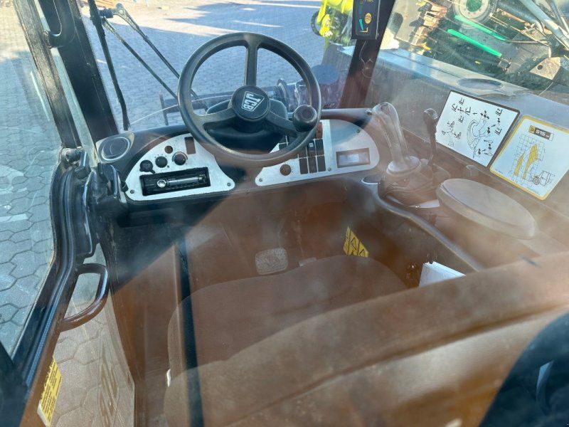 JCB 515-40