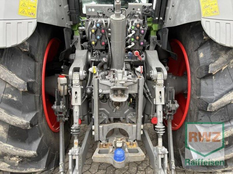 Fendt 828 Vario S4 Profi Plus