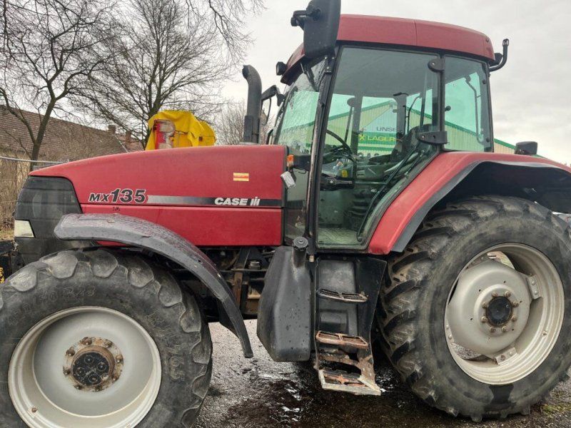 Case IH MX 135