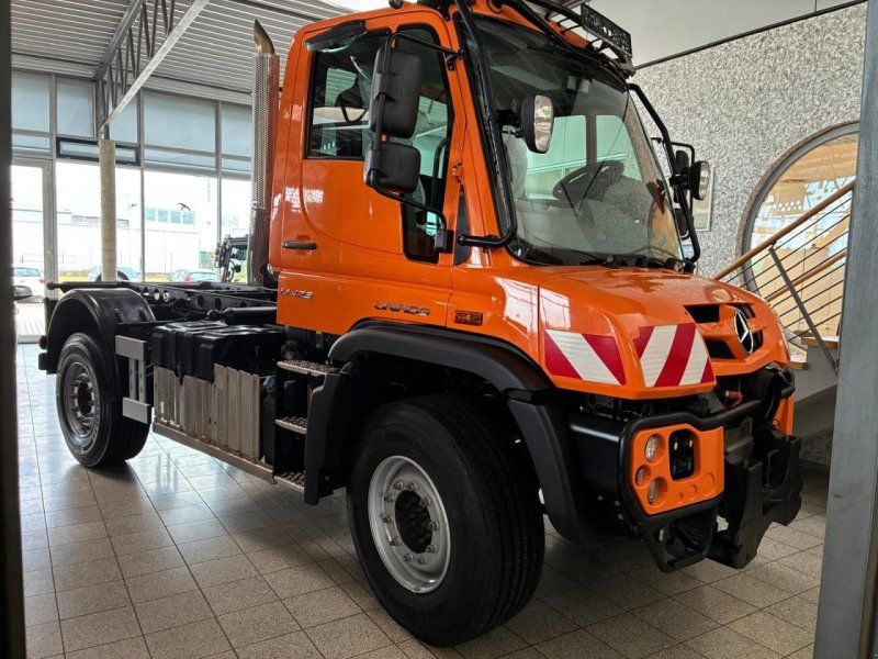 Mercedes-Benz Unimog U 423