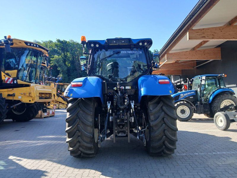 New Holland T6.145 Auto Command (Stage V)