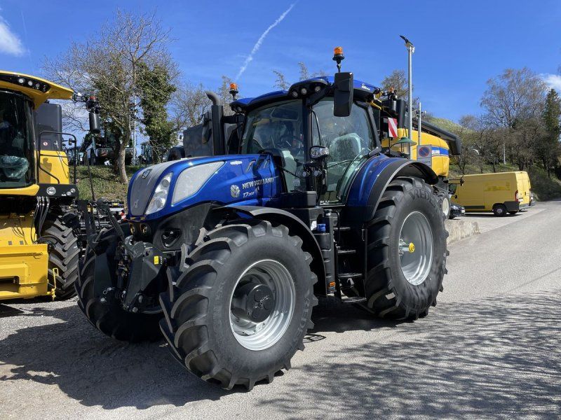 New Holland T7.300 AutoCommand