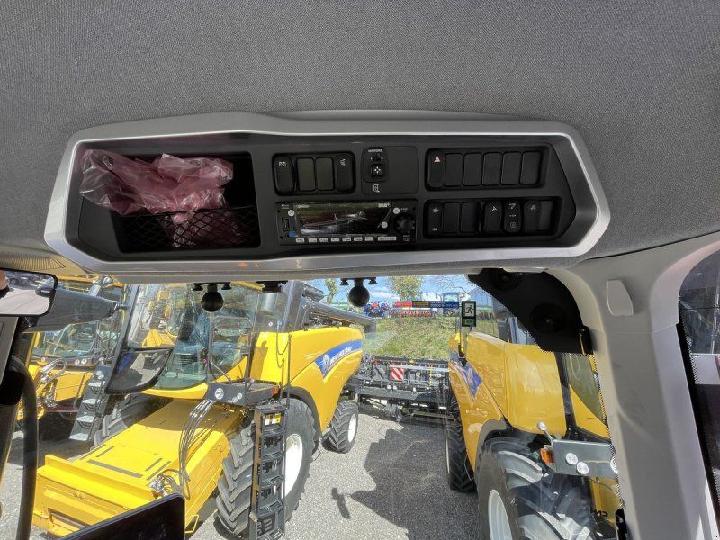 New Holland T7.300 AutoCommand