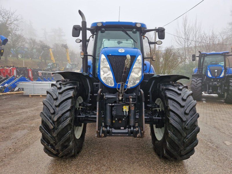 New Holland T7.220