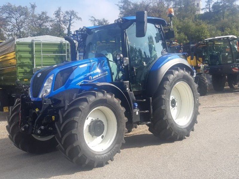 New Holland T5.110 Dynamic Command (Stage V)
