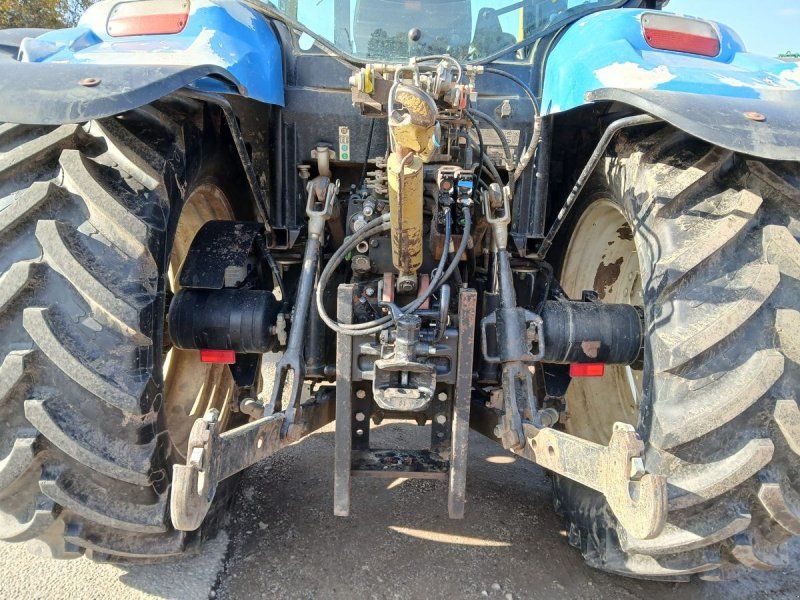 New Holland T6020 Delta