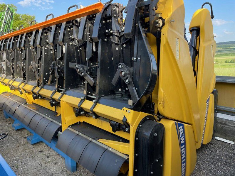 New Holland Maispflücker 980CR 8R 70