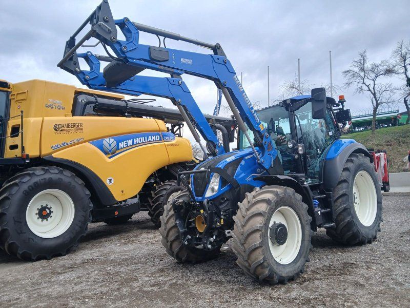 New Holland T5.110 Auto Command (Stage V)
