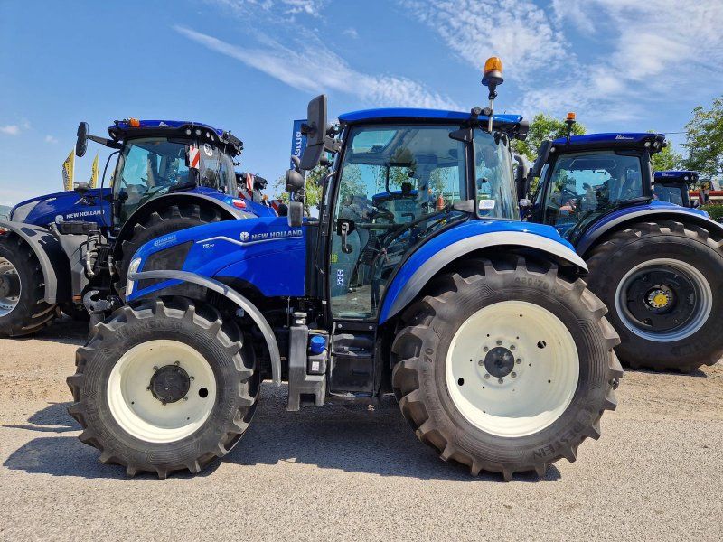 New Holland T5.90