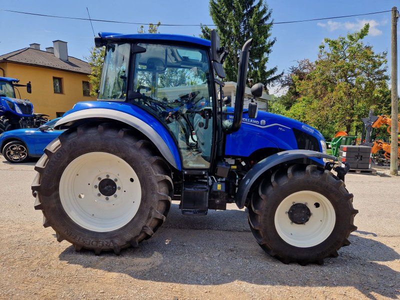 New Holland T5.90
