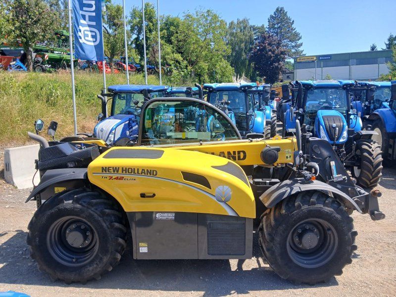 New Holland TH 7.42 ELITE