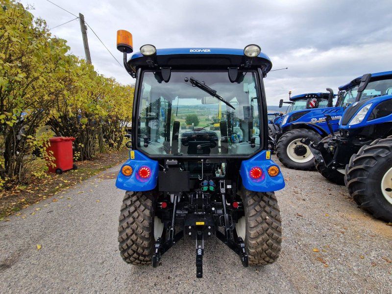 New Holland Boomer 40